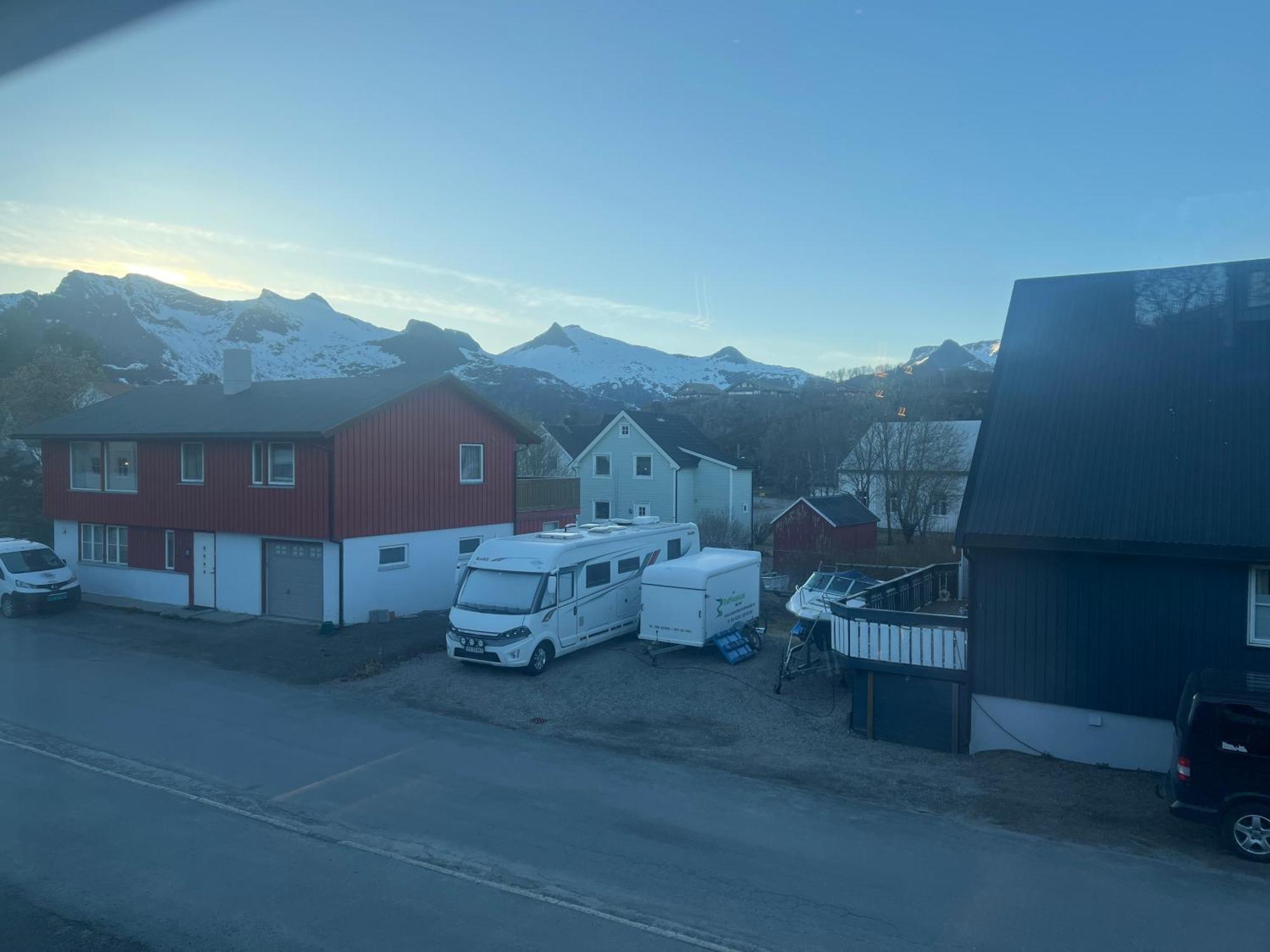 Sommerskaret Kabelvag Bagian luar foto